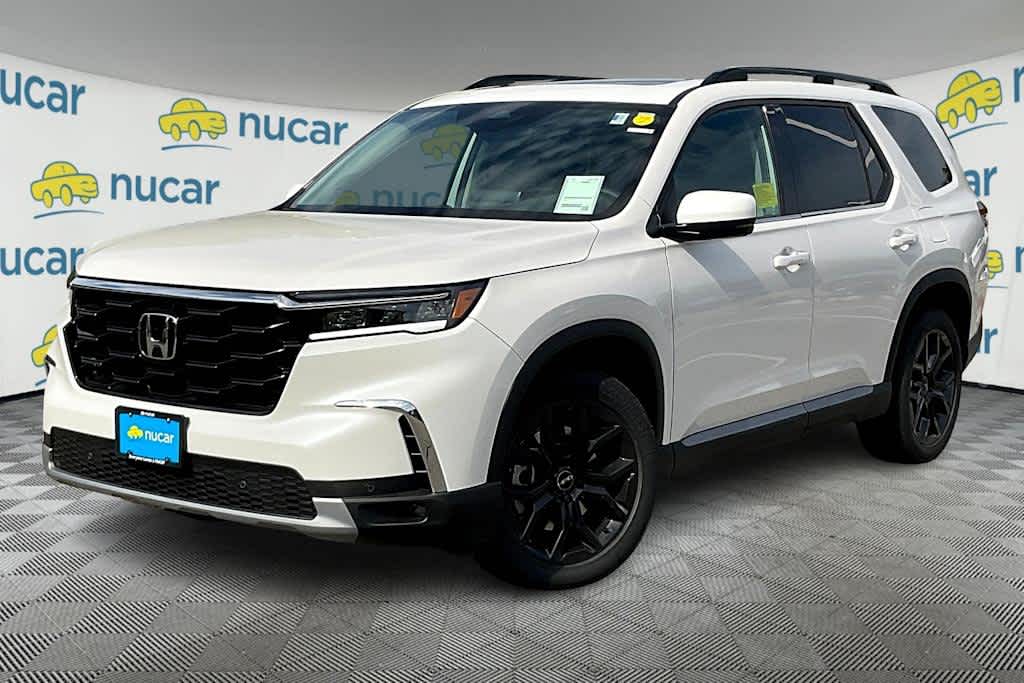 2025 Honda Pilot Touring photo 3