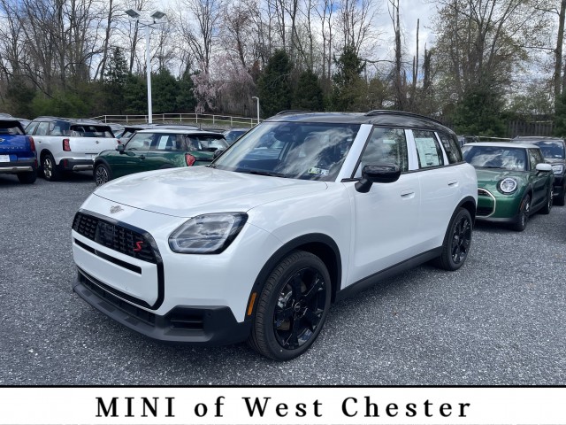 2025 MINI Countryman S's photo