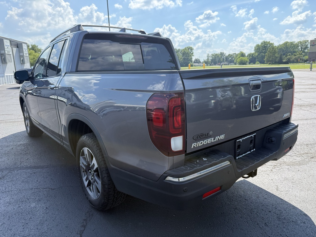 2019 Honda Ridgeline RTL-E photo 3
