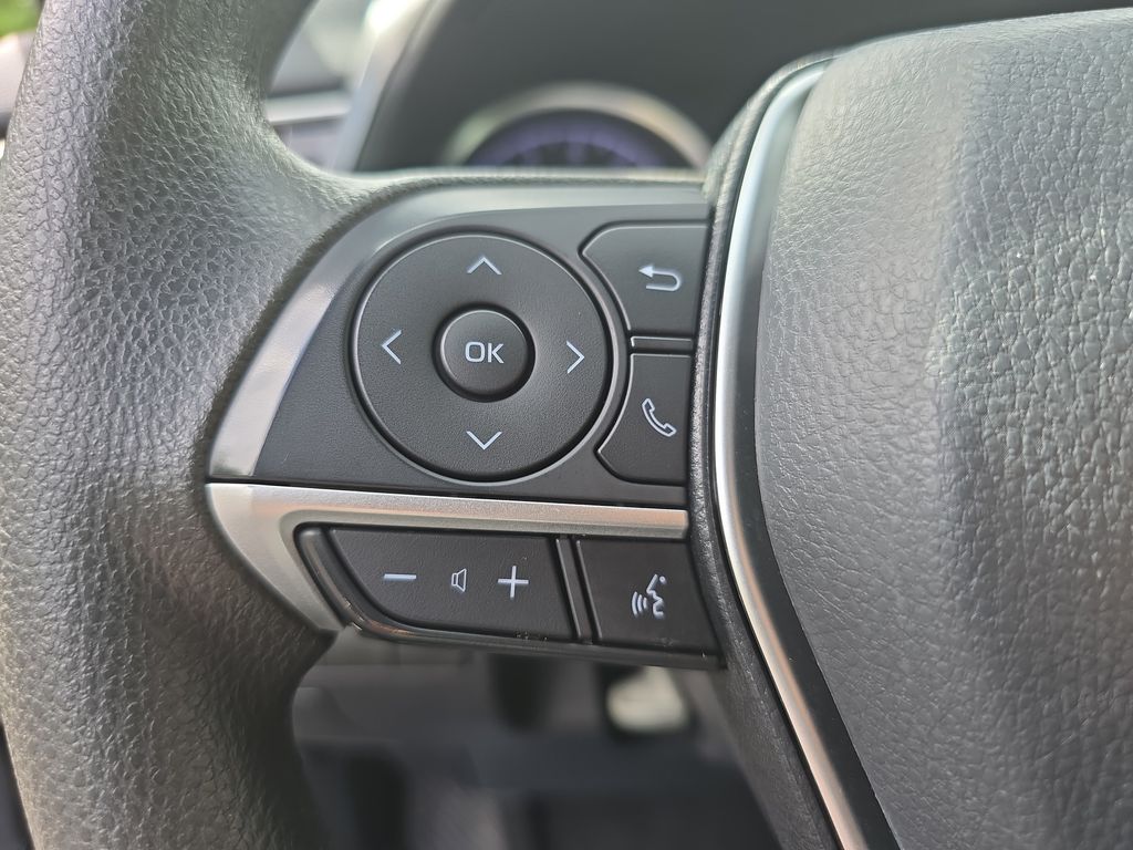 2021 Toyota Camry LE photo 15