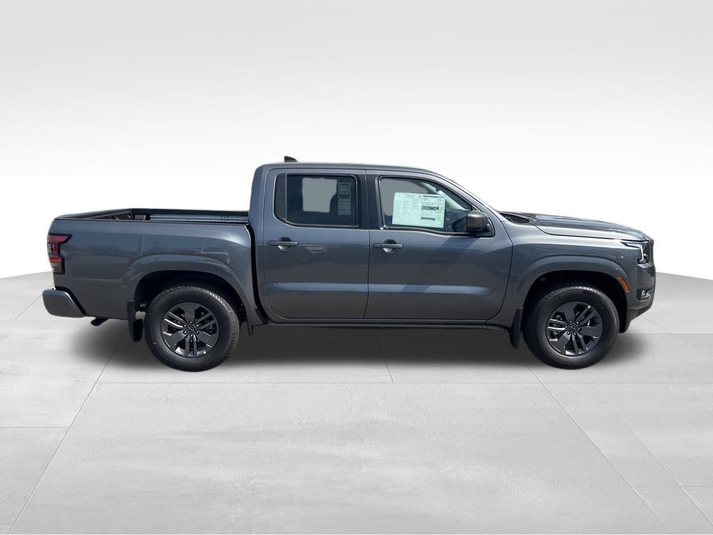 2025 Nissan Frontier SV photo 5