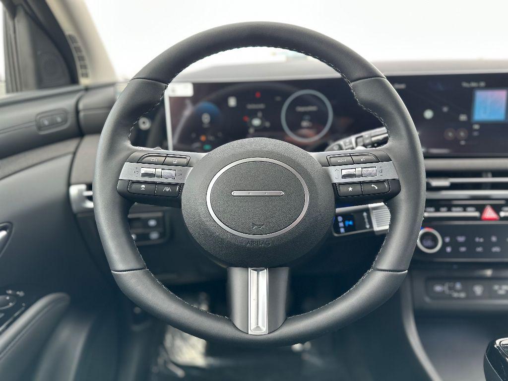 2025 Hyundai Tucson Hybrid Limited photo 11