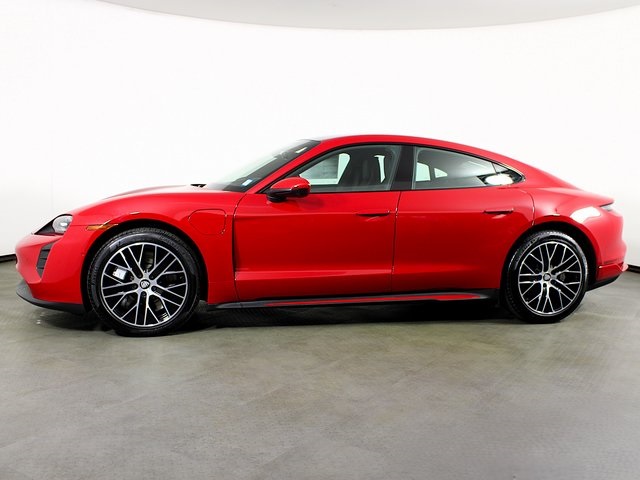 2024 Porsche Taycan 4S photo 2