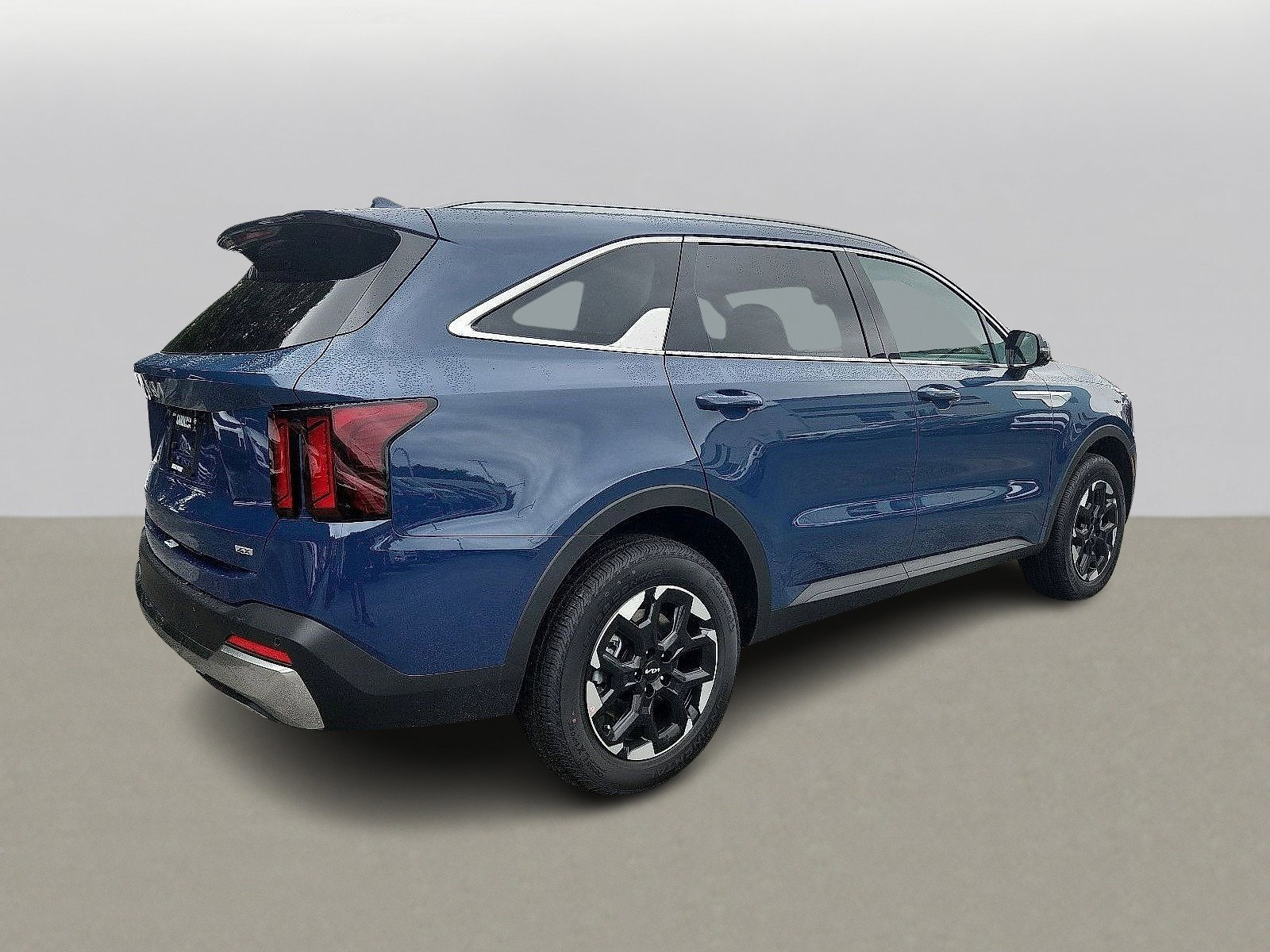 2025 Kia Sorento S photo 4