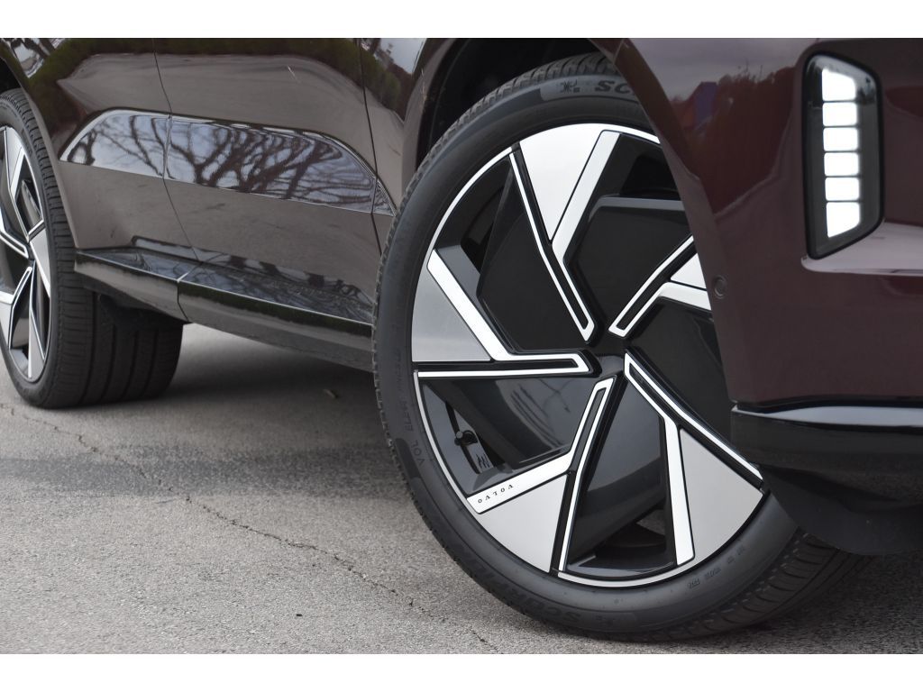 2025 Volvo EX90 Ultra photo 5