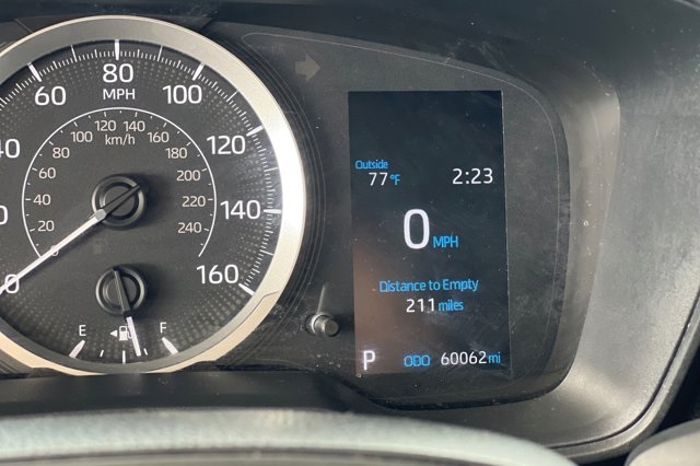 2021 Toyota Corolla LE photo 20