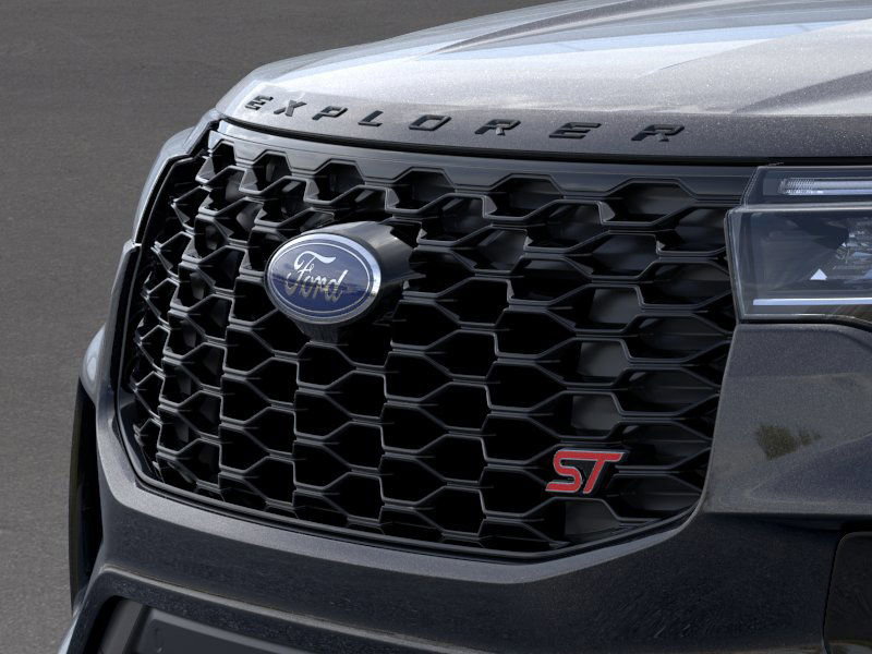 2025 Ford Explorer ST photo 15