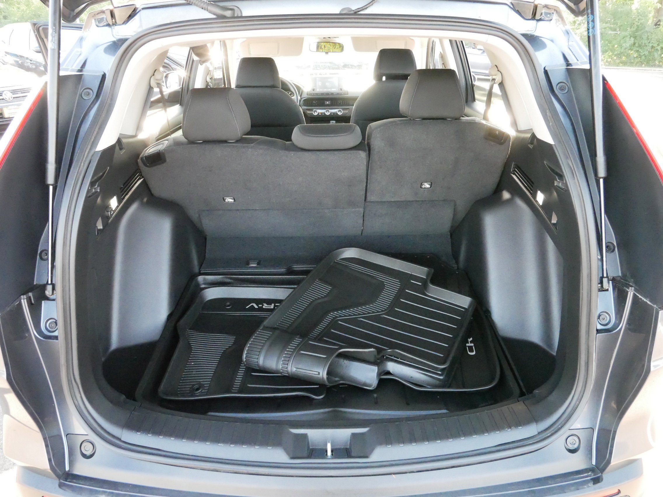 2025 Honda CR-V LX photo 17
