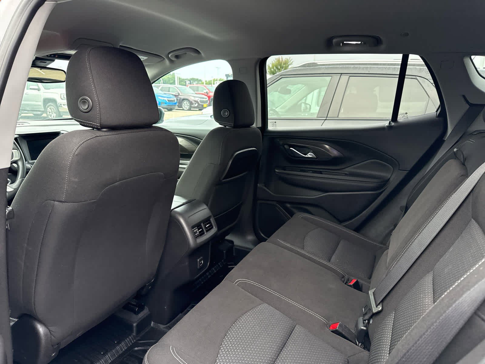 2022 Gmc Terrain SLE photo 3