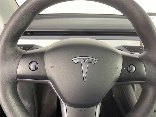 2023 Tesla Model Y Performance photo 13