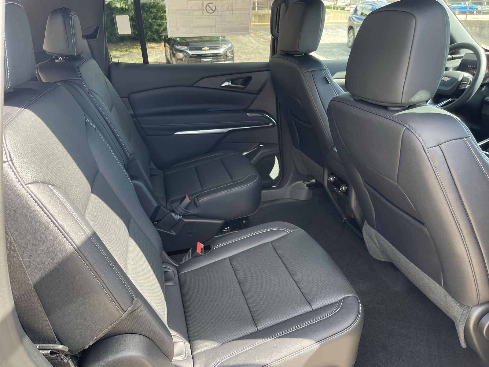 2026 Chevrolet Traverse photo 7