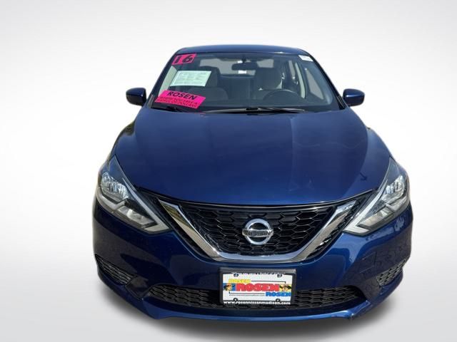 2016 Nissan Sentra S photo 8