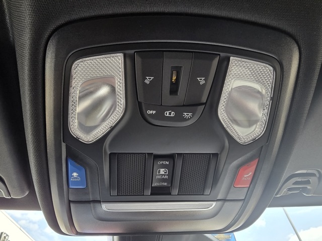 2026 Ram 1500 Tradesman photo 14