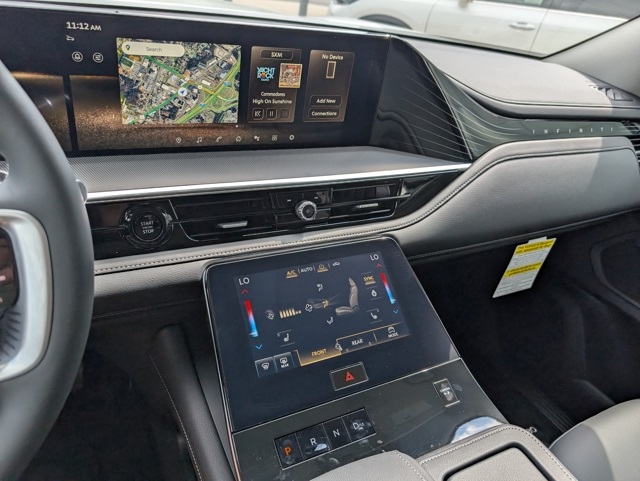 2025 Infiniti QX80 Pure photo 17