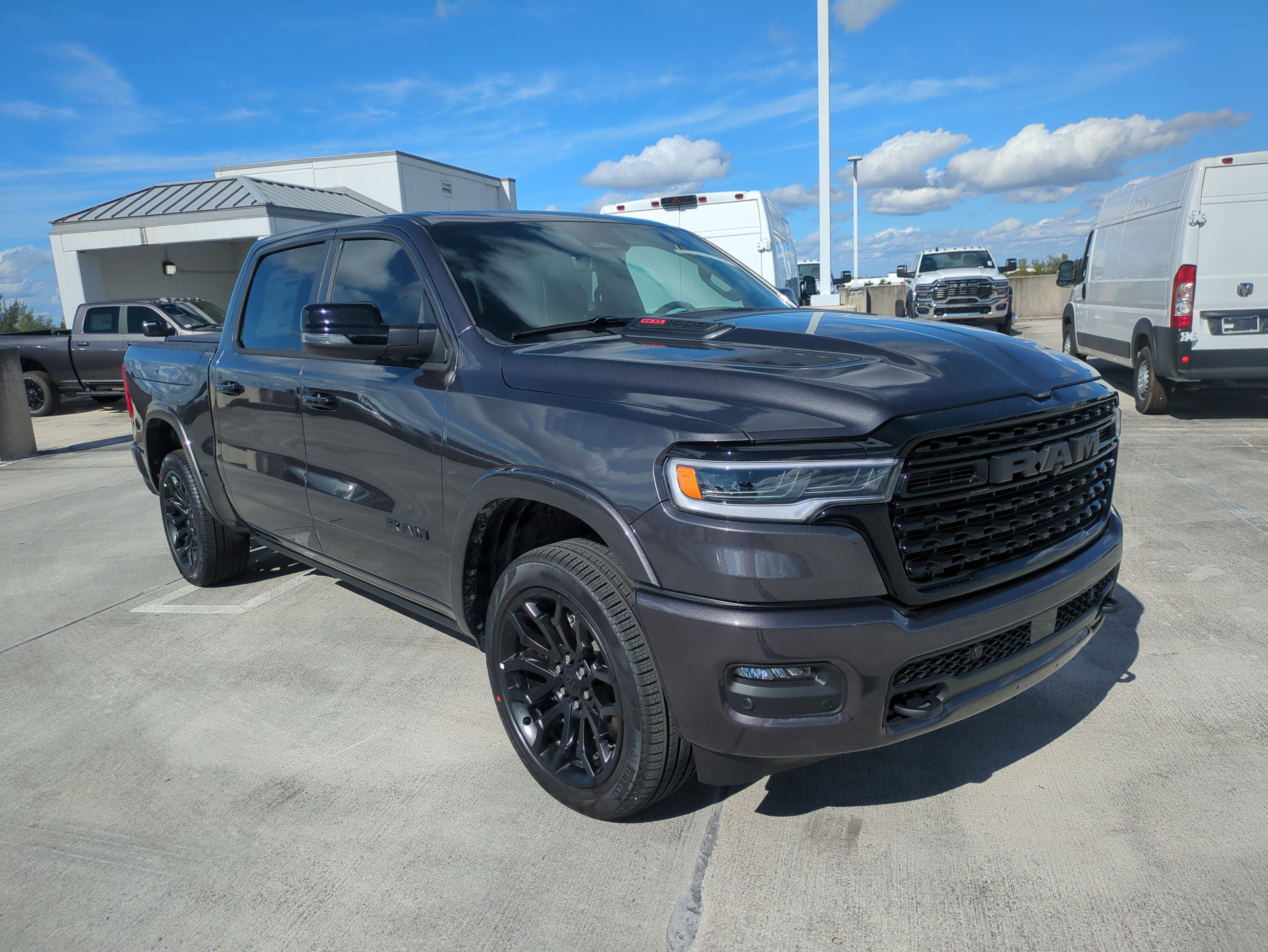 2026 RAM Ram 1500 Pickup Limited's photo