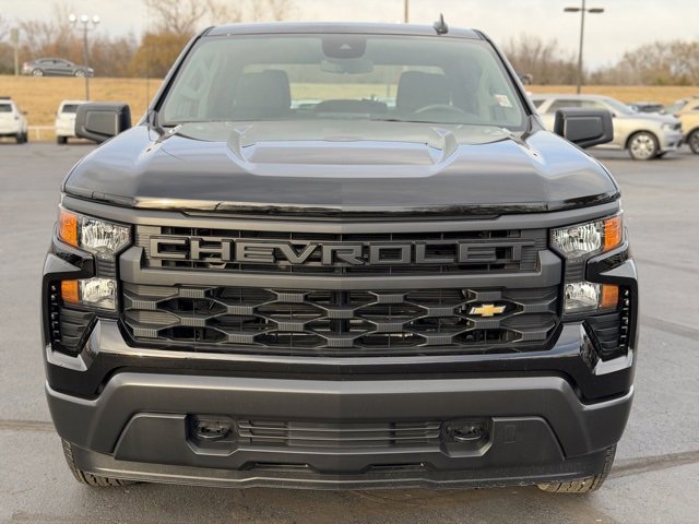 2026 Chevrolet Silverado 1500 photo 2