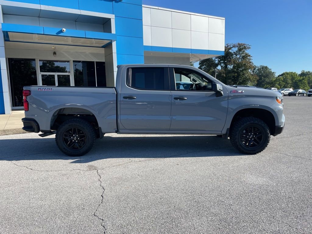 2025 Chevrolet Silverado 1500 Custom Trail Boss photo 5