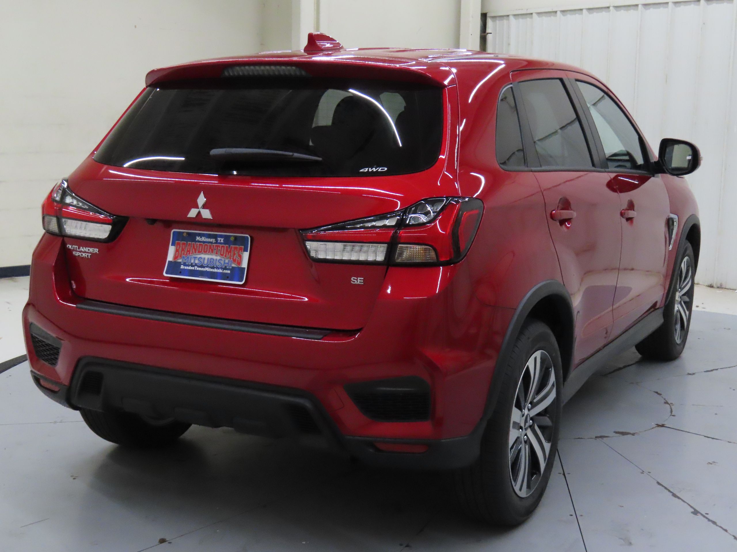 2025 Mitsubishi Outlander Sport SE photo 3