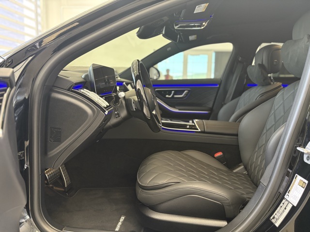 2025 Mercedes Benz S 580 4MATIC photo 12