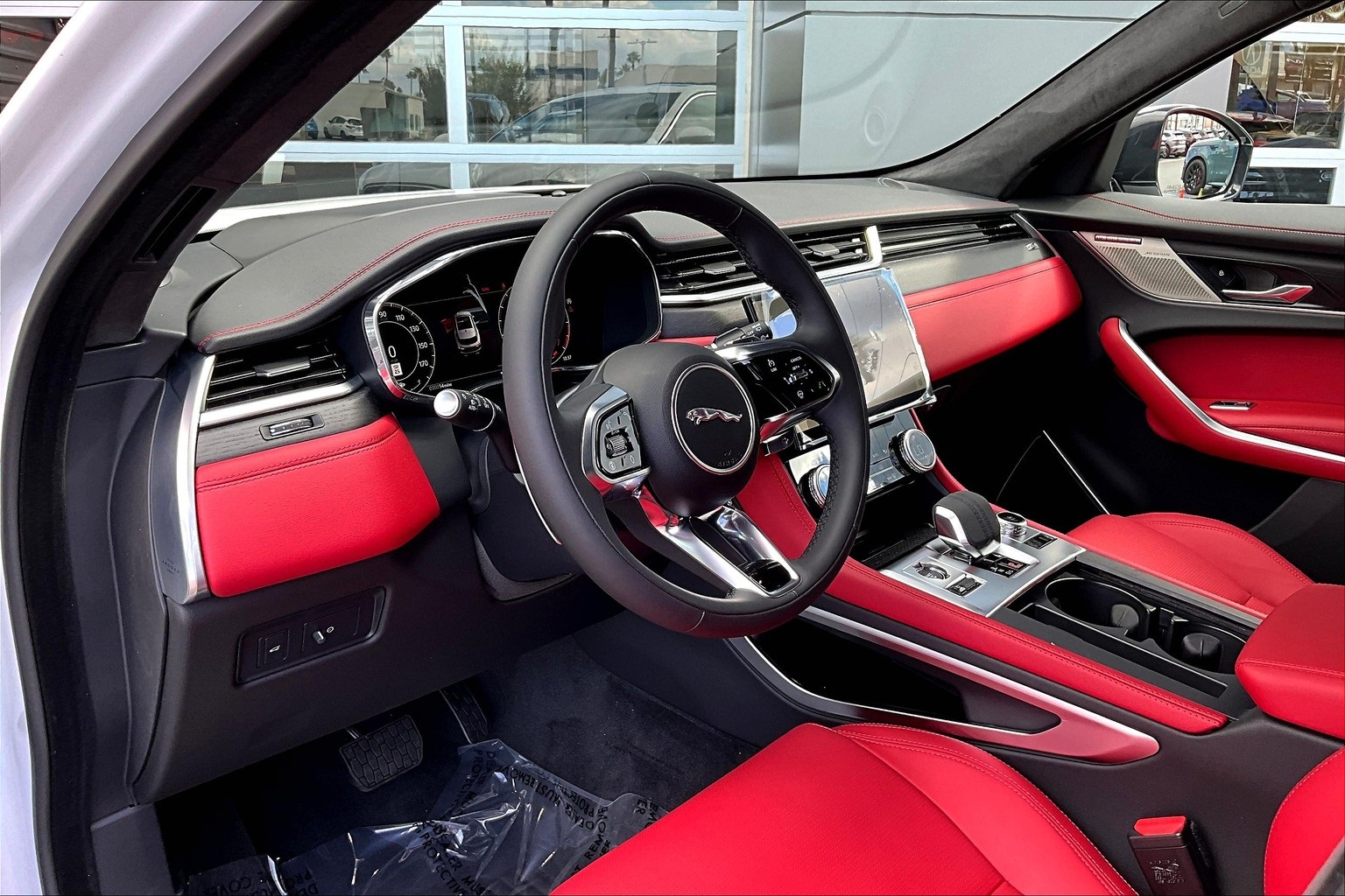 2026 Jaguar F-PACE P250 R-Dynamic S photo 3