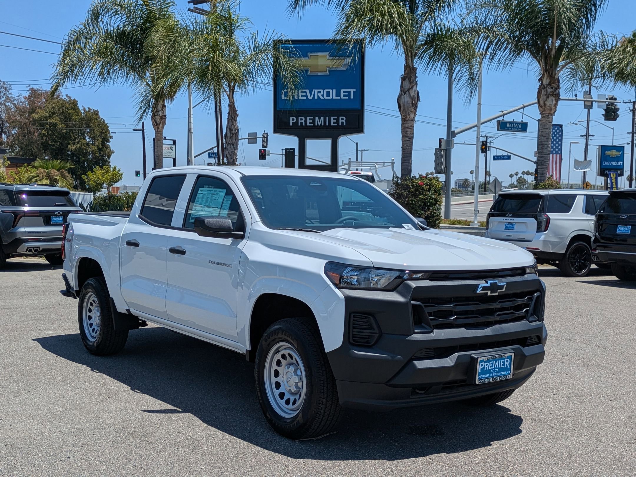 2025 Chevrolet Colorado LT photo 7