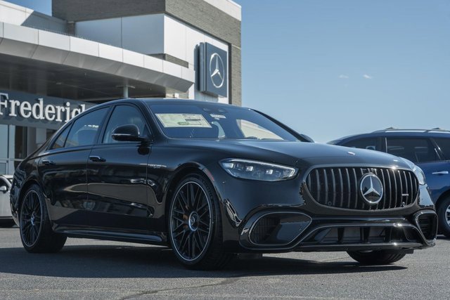 2026 Mercedes-Benz S-Class AMG S 63's photo
