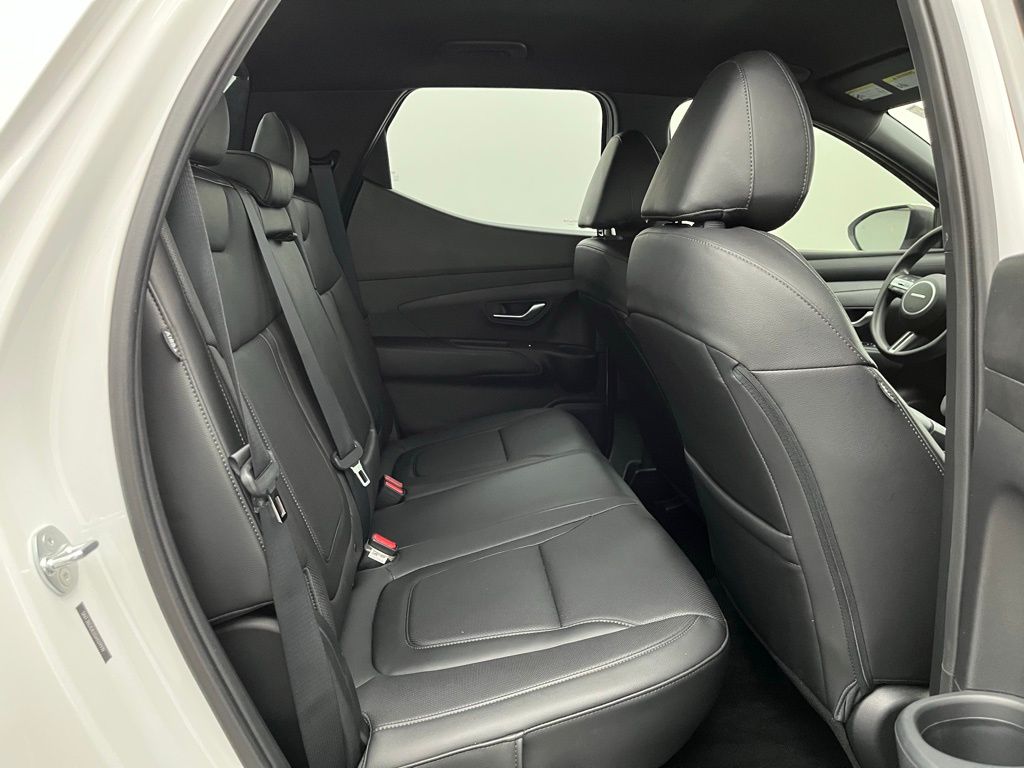 2025 Hyundai Santa Cruz SEL photo 28