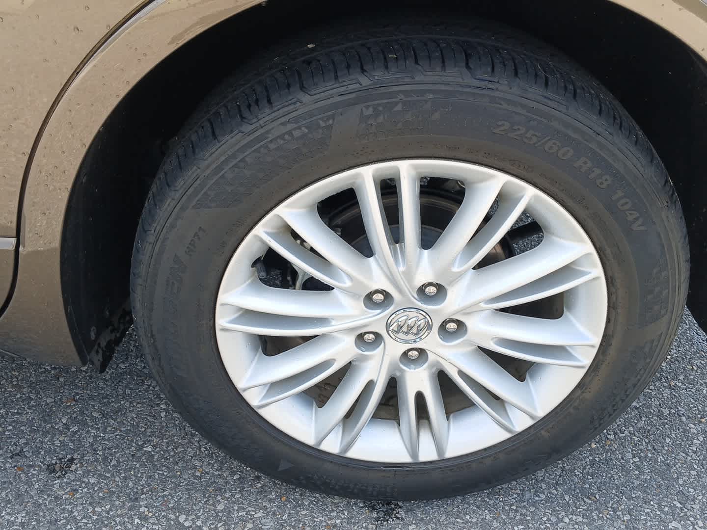 2018 Buick Envision Preferred photo 5