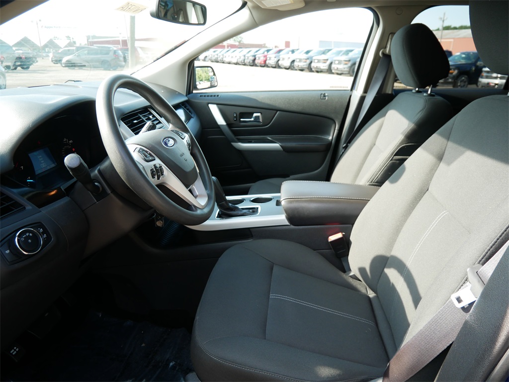 2014 Ford Edge SE photo 15