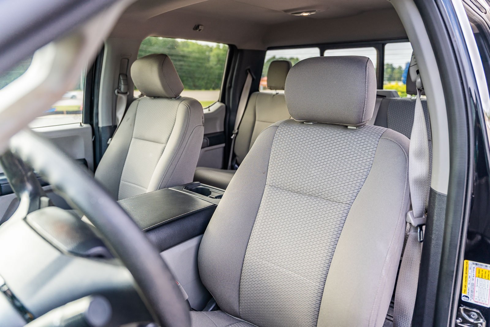 2019 Ford F-250 XLT photo 18