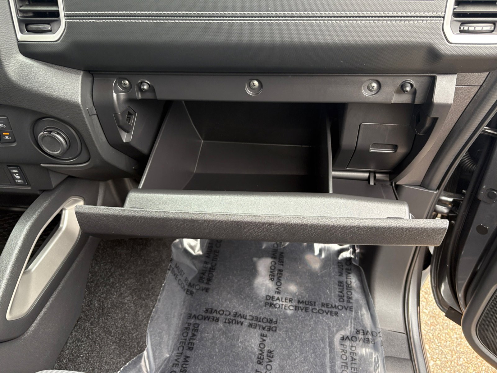 2024 Nissan Frontier SV photo 29