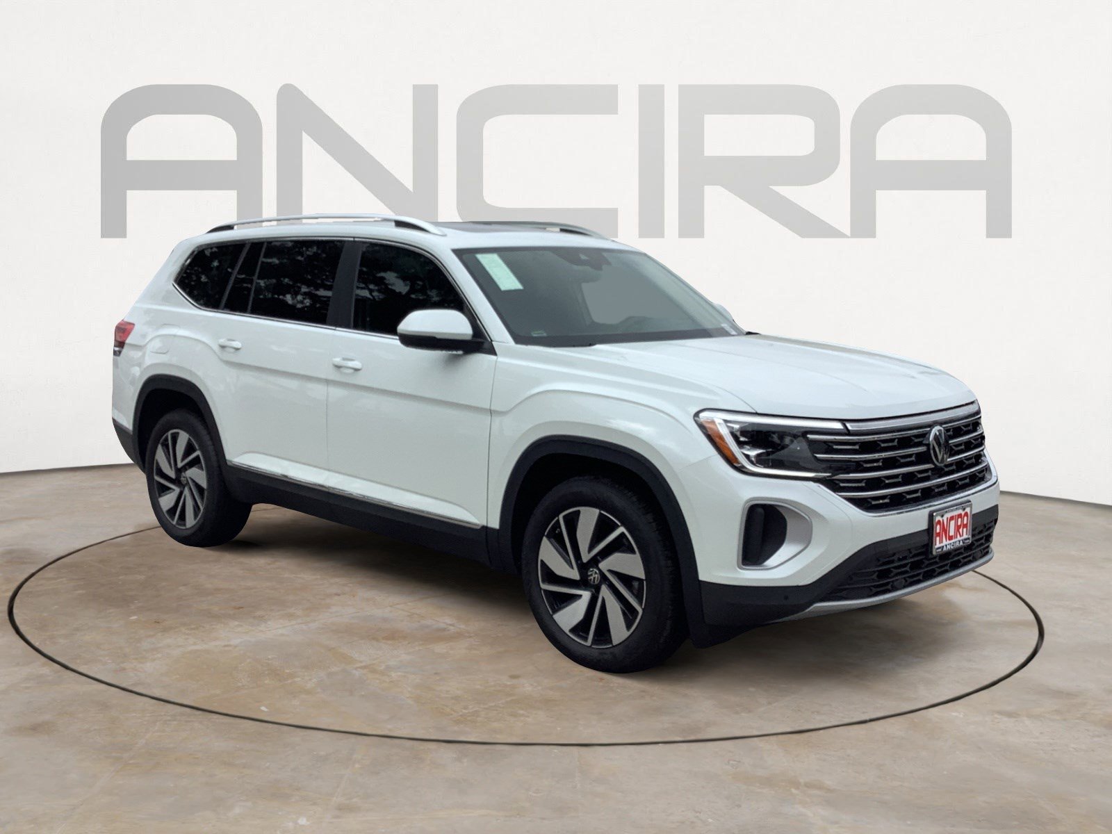 2025 Volkswagen Atlas SEL photo 2