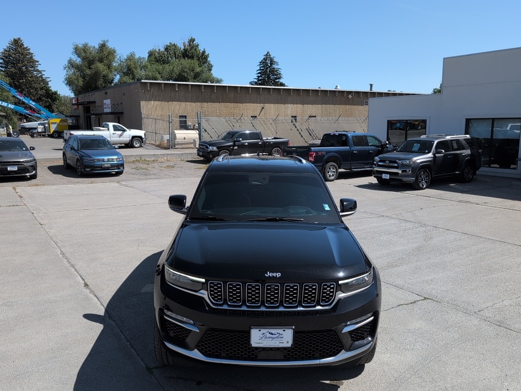 2022 Jeep Grand Cherokee Summit Reserve photo 2