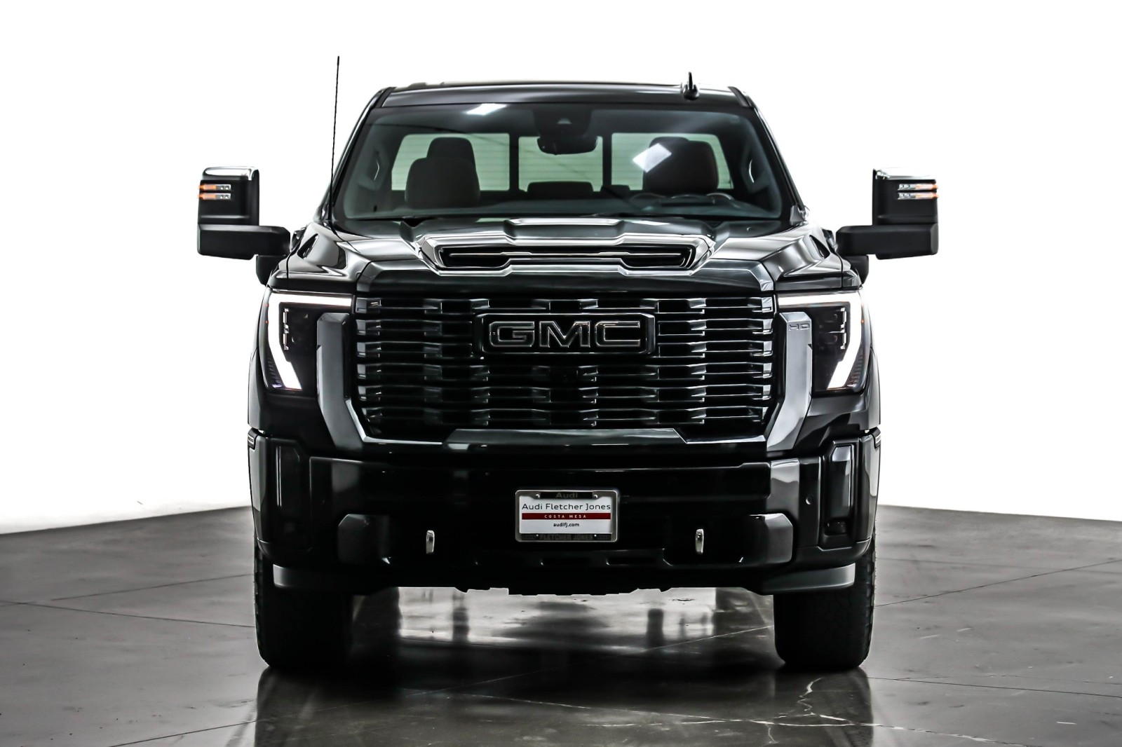 2024 Gmc Sierra HD Denali Ultimate photo 2