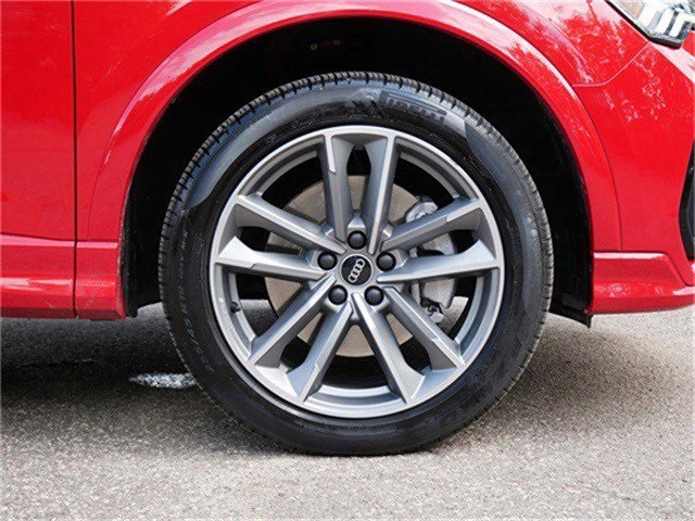 2022 Audi Q3 S line Premium Plus photo 9