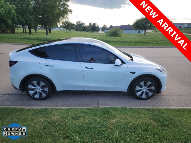 Used 2024 Tesla Model Y Long Range with VIN 7SAYGAEE4RF033657 for sale in Northfield, Minnesota
