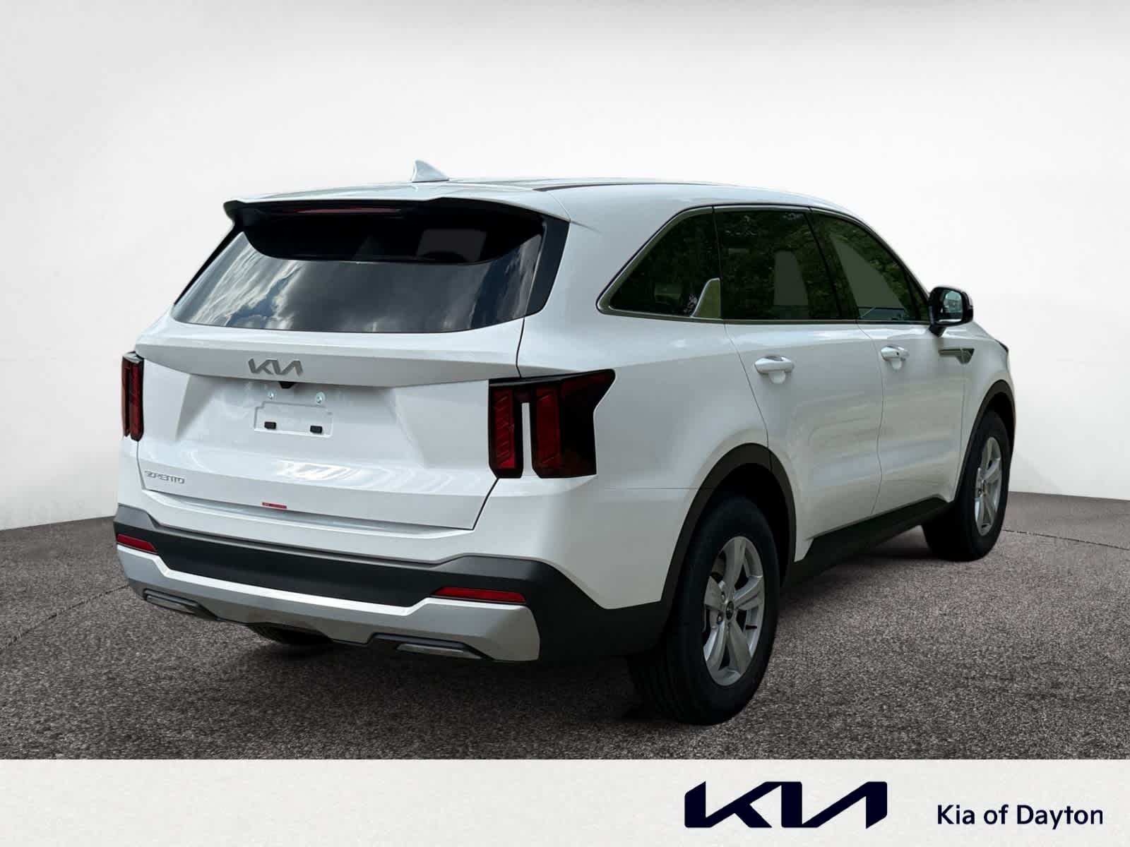 2025 Kia Sorento LX photo 4
