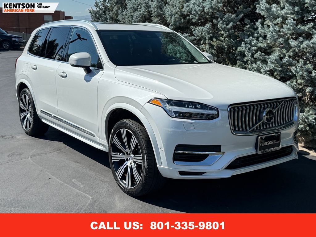 2022 Volvo XC90 Recharge T8 Inscription photo 11