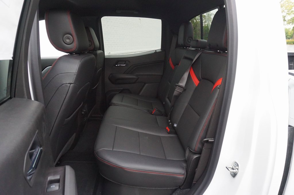 2026 Chevrolet Colorado Z71 photo 10