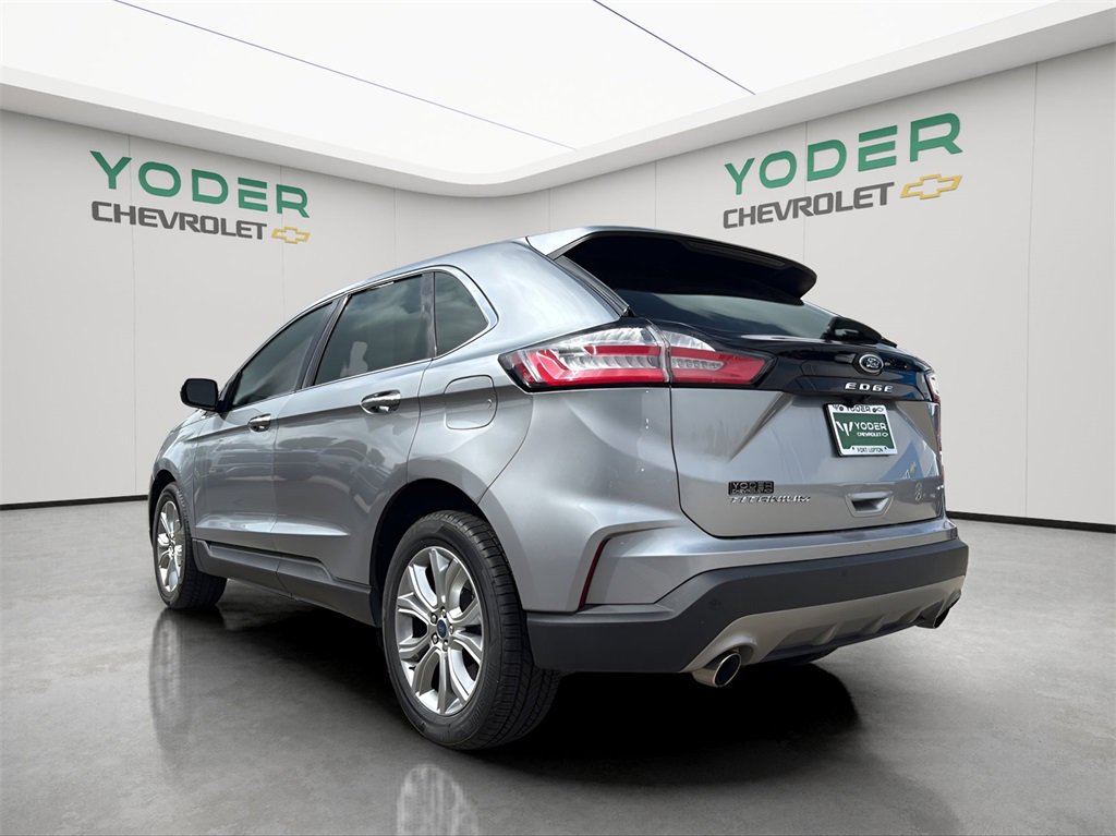 2022 Ford Edge Titanium photo 9