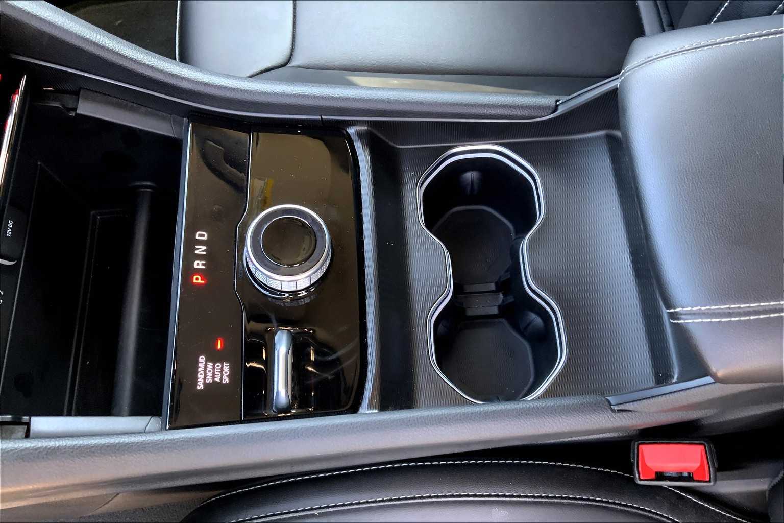 2024 Jeep Grand Cherokee Sport photo 12