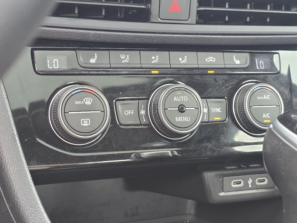 2024 Volkswagen Jetta 1.5T SE photo 18