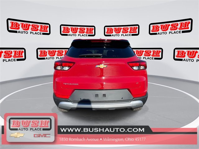 2026 Chevrolet Trailblazer LT photo 2