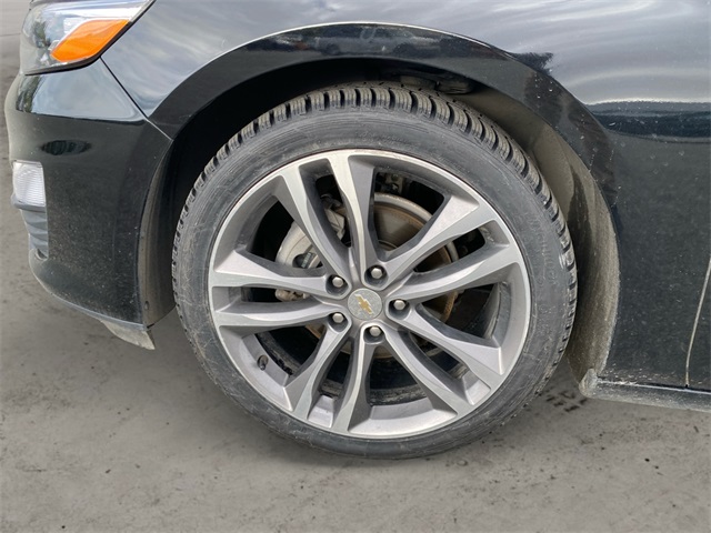 2024 Chevrolet Malibu Premier 2LT photo 14