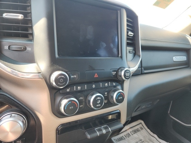 2021 Ram 1500 Laramie photo 3
