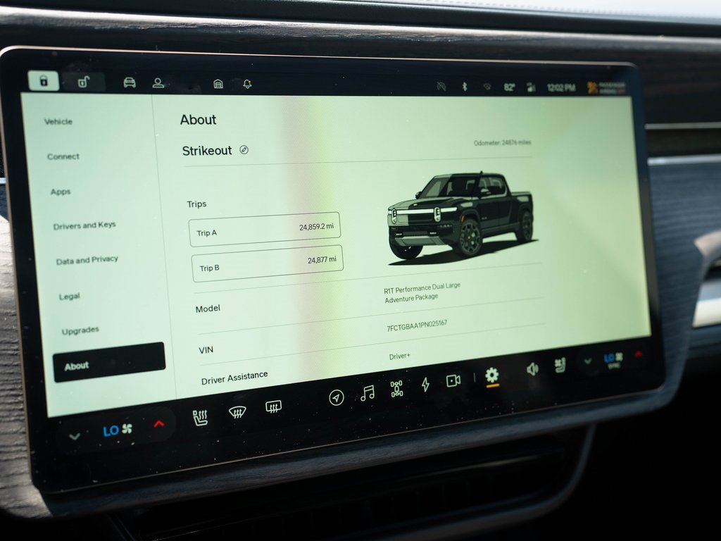 2023 Rivian R1T Adventure photo 25