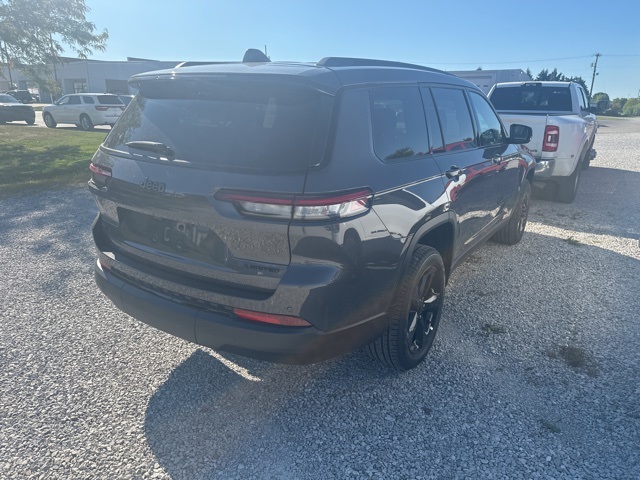 2025 Jeep Grand Cherokee Limited photo 6