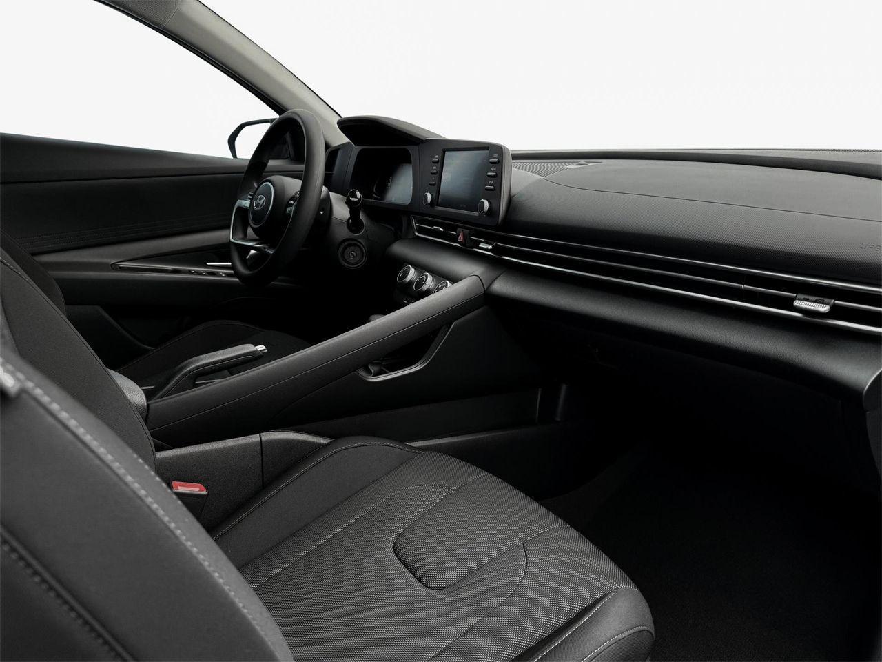 2025 Hyundai Elantra SE photo 15