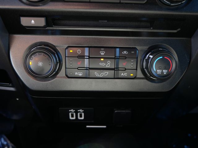 2018 Ford F-150 XLT photo 9