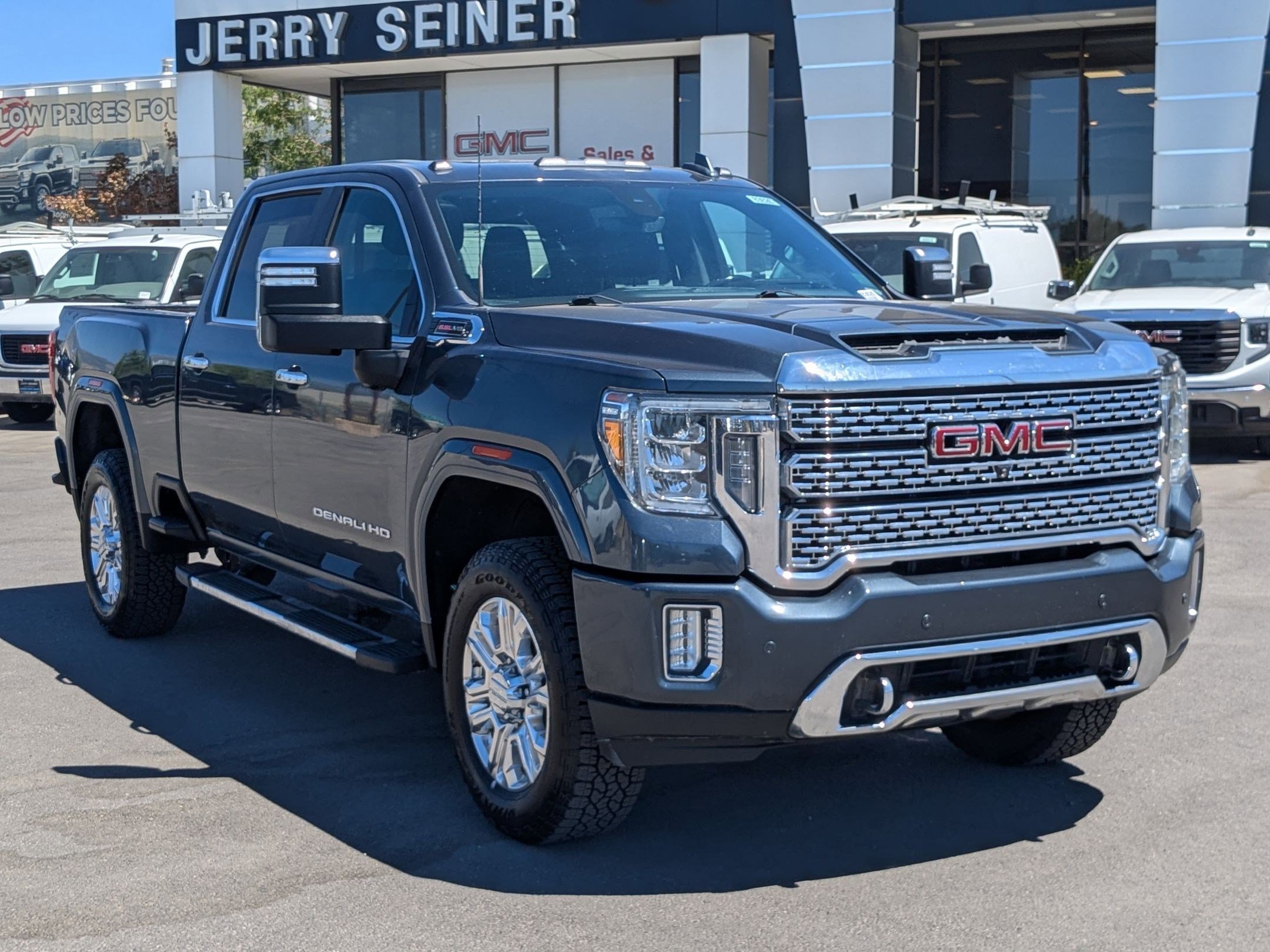 2020 Gmc Sierra 2500 HD Denali photo 6